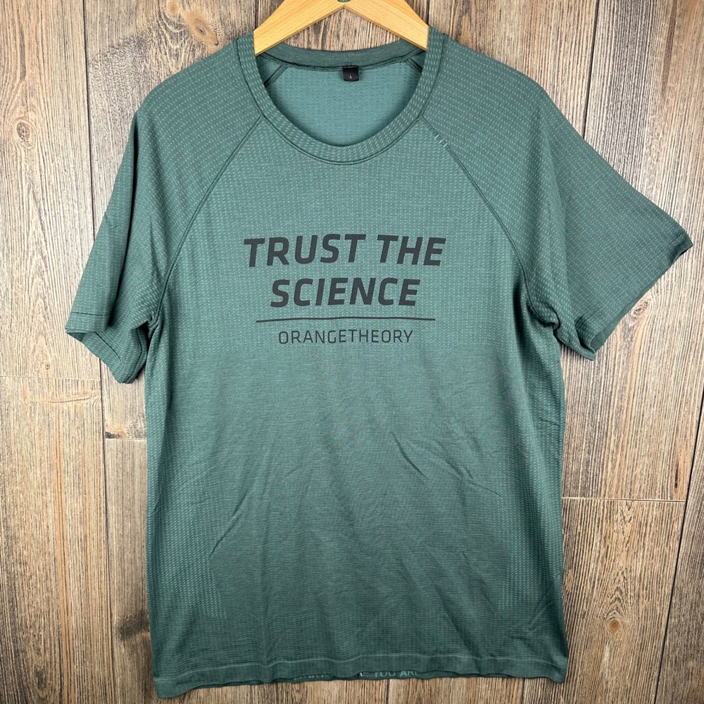 Lululemon Orangetheory Fitness Trust The Science Graphic Shirt Mens Large Green